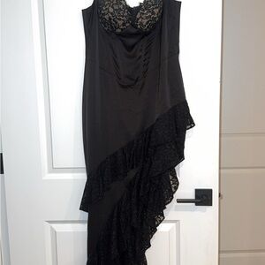 Chic Black Asymmetrical Lace Dress